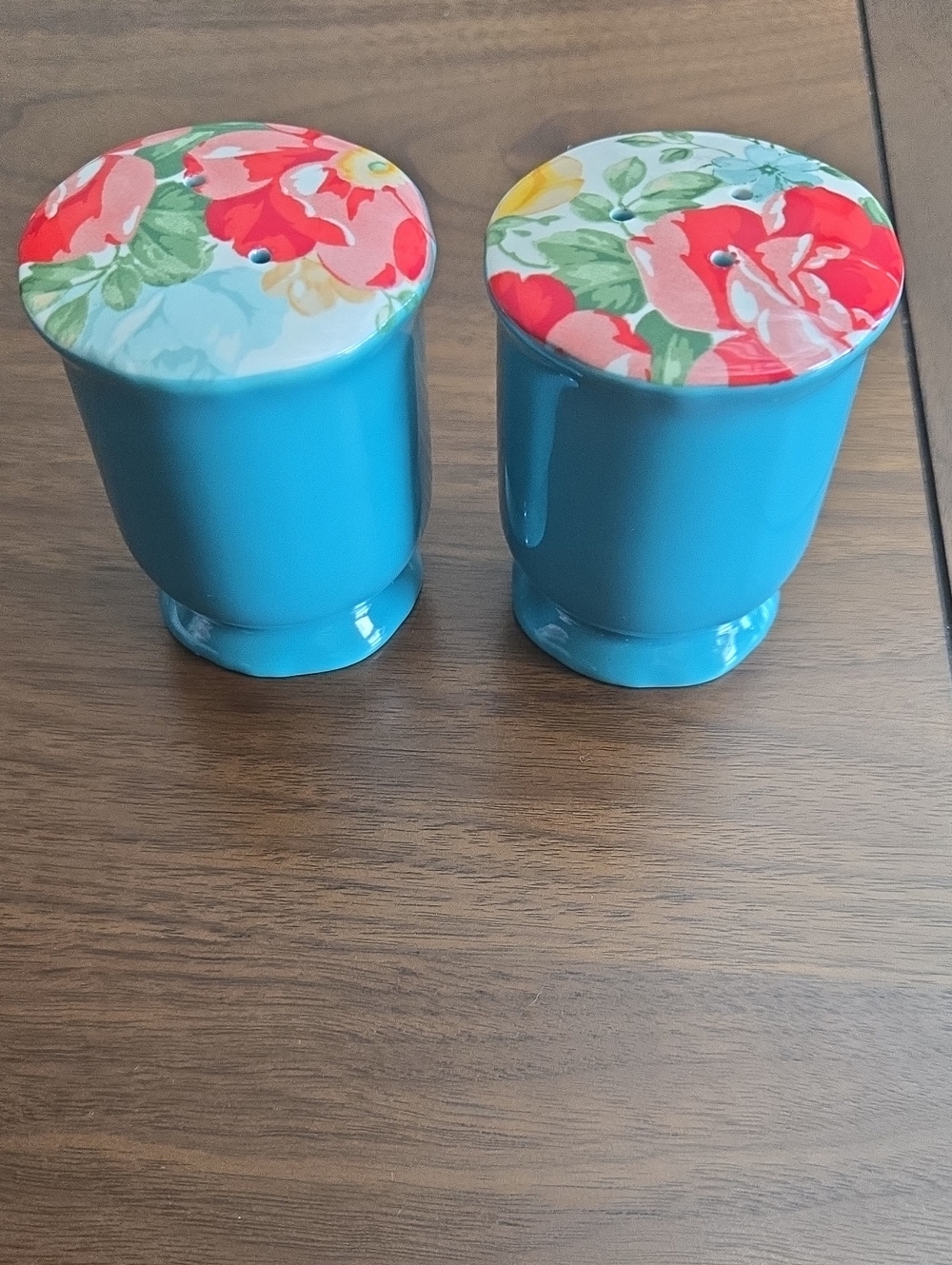 The Pioneer Woman Turquoise Floral Ceramic Shakers